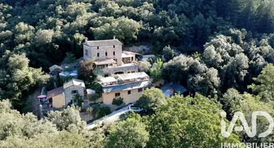 Domaine à Notre Dame de la Rouvière France (30570)