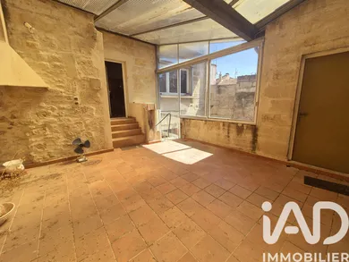 Building in Beaucaire (30300)