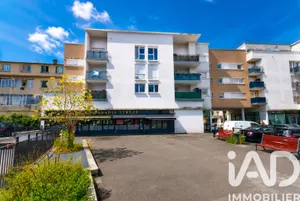 Appartement à Noisy-le-Grand (93160)
