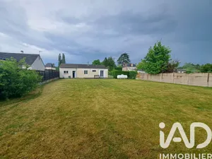 Maison traditionnelle à Vrigny (45300)
