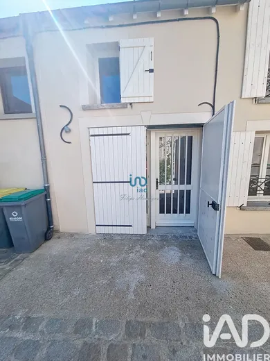 Maison de ville à Mandres-les-Roses (94520)
