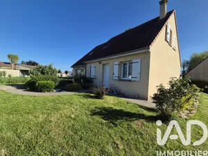 Pavillon à Rebais (77510)