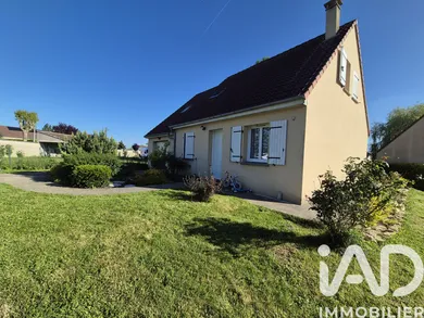 Pavillon à Rebais (77510)