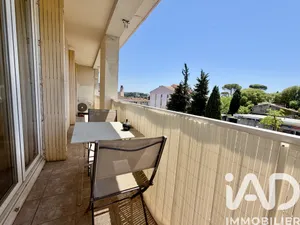 Apartment in Aix-en-Provence (13100)
