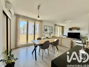 Apartment in Aix-en-Provence (13100)