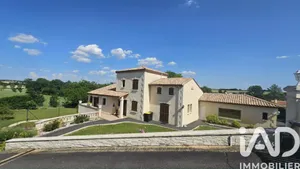 Maison à Montignac-Charente (16330)