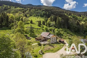 Domain in Le Haut-Bréda (38580)