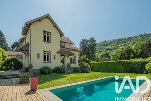 Mansion in Saint-Martin-d'Uriage (38410)