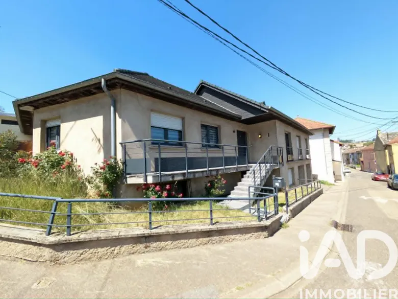 Maison 8 pièces 207 m² · à Knutange · 207 m² · 410 000 €