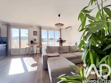 Appartement à Sanary-sur-Mer (83110)