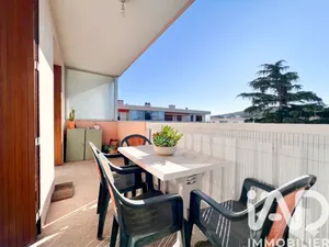 Apartment in Sanary-sur-Mer (83110)