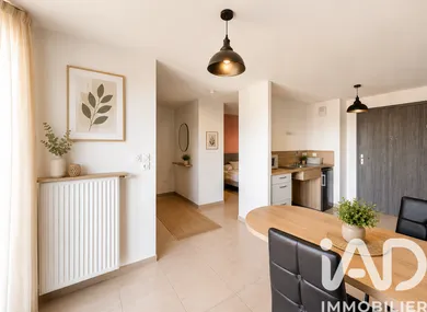 Apartment in Saint-Étienne-de-Saint-Geoirs (38590)