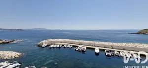 Apartment in Bandol (83150)
