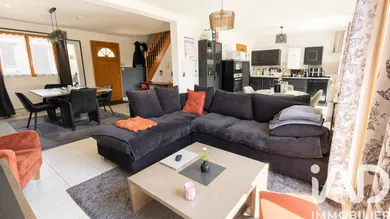 House in Grand-Couronne (76530)