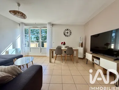 Duplex à D'Huison-Longueville (91590)