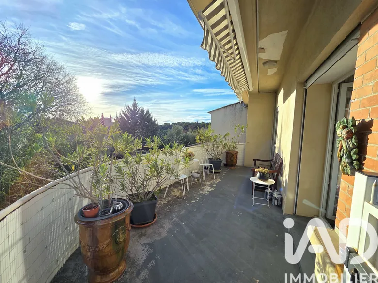 Appartement 4 pièces 115 m² · à Nîmes · 115 m² · 80 000 €