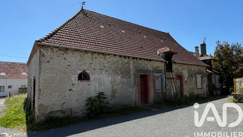 Immeuble 3 pièces 180 m² · à Vierzon · 180 m² · 88 000 €