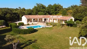 Maison à Néoules (83136)