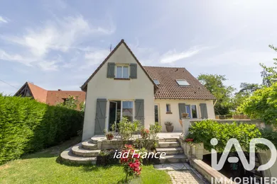 Maison traditionnelle à Maule (78580)