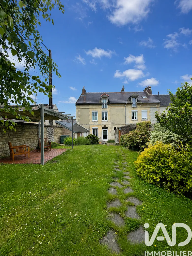 Maison 6 pièces 148 m² · à Neuilly-en-Thelle · 148 m² · 285 000 €