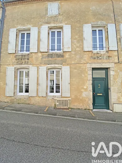 House in Blaye (33390)
