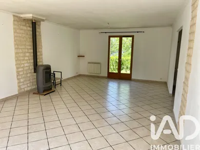 Maison à Courtois-sur-Yonne (89100)