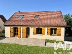 Maison à Courtois-sur-Yonne (89100)