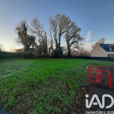 Building plot in Carhaix-Plouguer (29270)