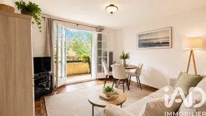 Apartment in Sanary-sur-Mer (83110)