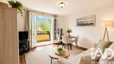 Apartment in Sanary-sur-Mer (83110)