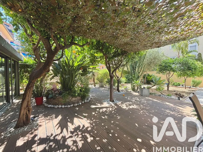 Maison 8 pièces 170 m² · à Hyères · 170 m² · 790 000 €