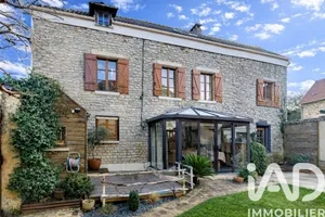 Maison à Maule (78580)