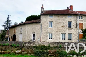 Maison à Valdivienne (86300)
