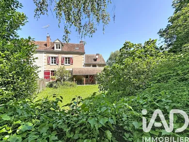 House in Mosnes (37530)