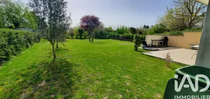 Townhouse in Saint-Avertin (37550)