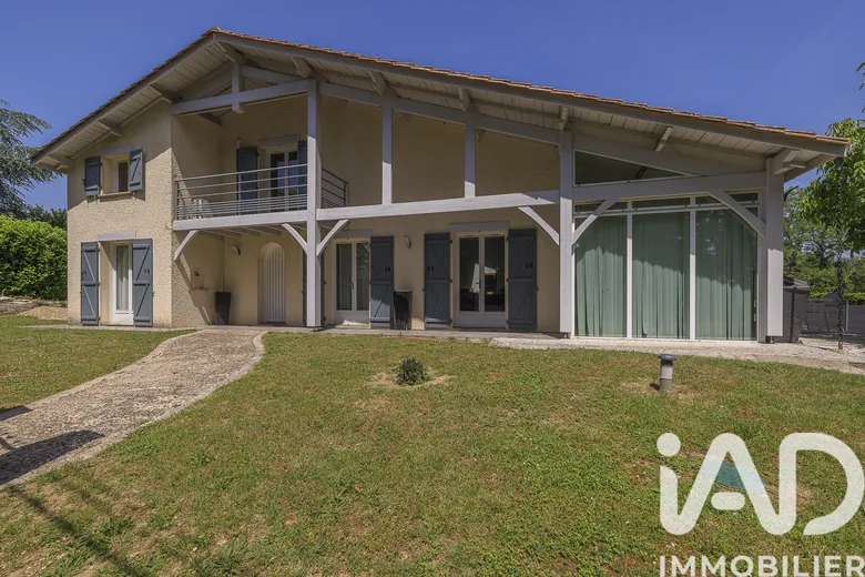 Maison 7 pièces 155 m² · à Galgon · 155 m² · 319 000 €