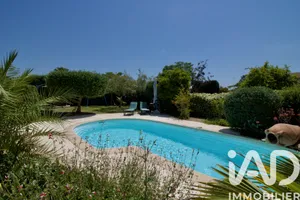 House in Plaissan (34230)