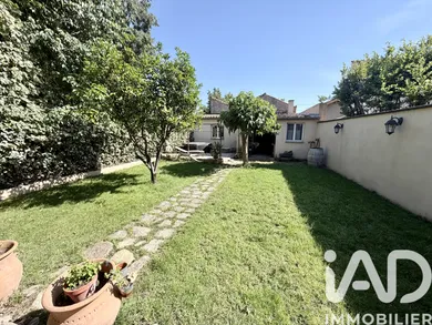Maison de ville à Nîmes (30000)