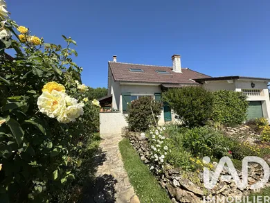 Traditional house in Saint-Arnoult-en-Yvelines (78730)