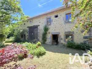 Maison traditionnelle à Loubeyrat (63410)