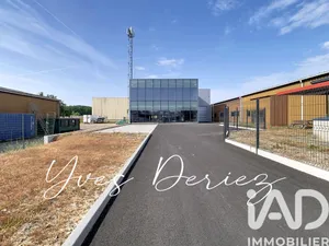 Commercial in Aigrefeuille-sur-Maine (44140)