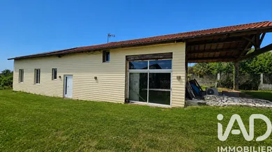 Maison de village à Aunac (16460)