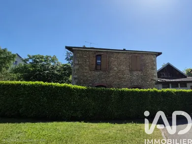 Maison à Lons-le-Saunier (39000)