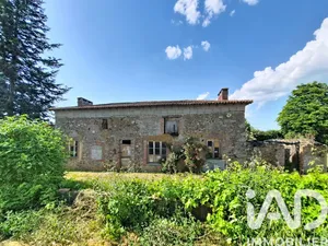 Maison de campagne à Chemillé-en-Anjou (49120)