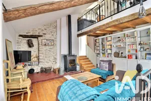 Village house in Revest-du-Bion (04150)
