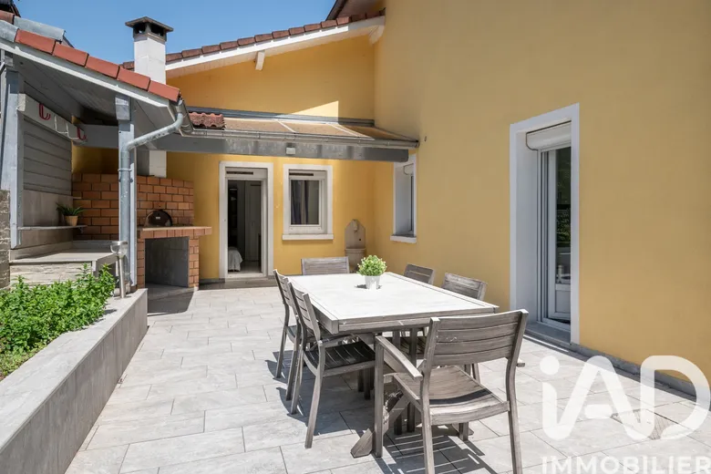Appartement 4 pièces 114 m² · à Claix · 114 m² · 375 000 €