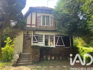 Maison à Lyons-la-Forêt (27480)