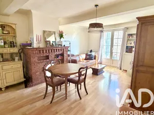 Maison de village à Bagnols-en-Forêt (83600)