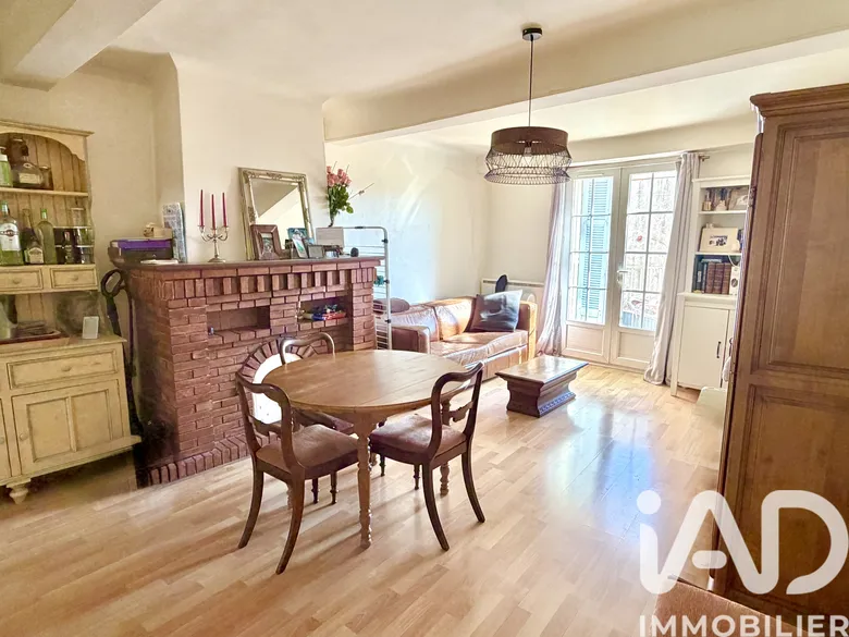 Maison 3 pièces 89 m² · à Bagnols-en-Forêt · 89 m² · 225 000 €