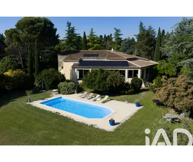 Maison d'architecte à Sarrians (84260)